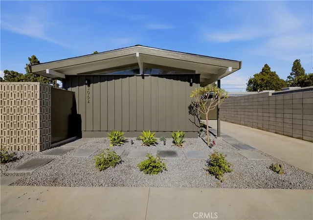 4th image of 3062 Lees, Long Beach, CA 90808 | MLS# PW26138284