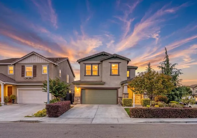 2nd image of 16870 San Simeon Dr, Morgan Hill, CA 95037 | MLS# ML82052165