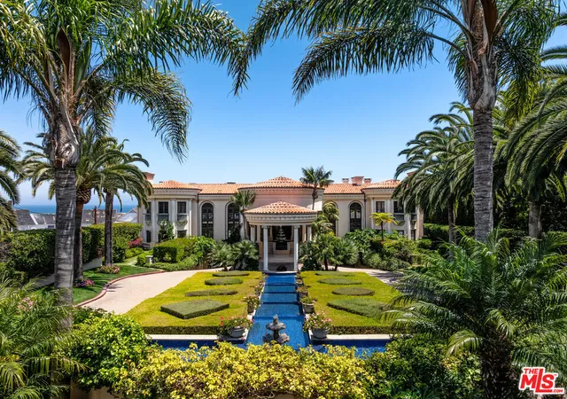 Photo 3 of Single family home for sale at 28824 Cliffside Dr, Malibu, CA 90265 | MLS# 26852035 | Listing updated on 2026-07-02