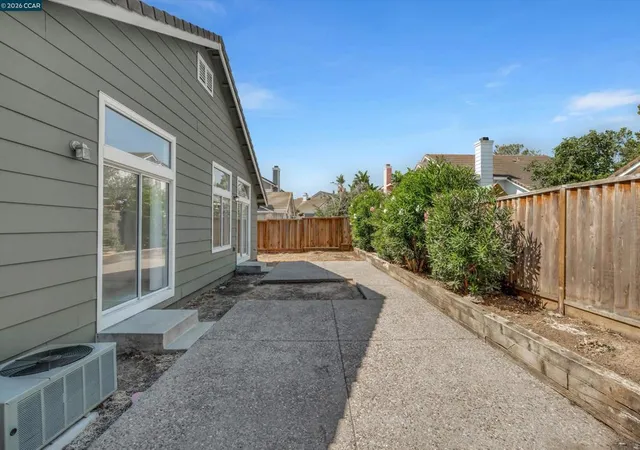 Homes for sale in Pittsburg, CA | 1170 Winter Way, Pittsburg, CA 94565 | MLS# 41139510