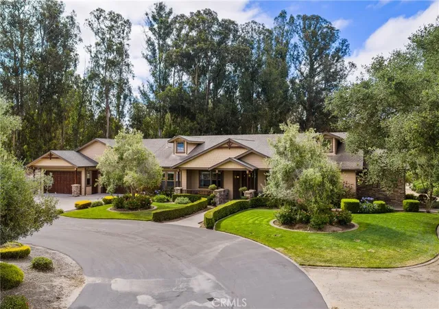 Photo 2 of Mansion for sale at 535 Stanton St, Arroyo Grande, CA 93420 | MLS# SC26137232 | Listing updated on 2026-09-11