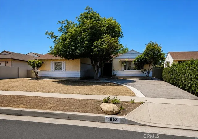 Photo 1 of Single family home for sale at 11853 Fellows, San Fernando, CA 91340 | MLS# SR26138157 | Listing updated on 2026-09-29