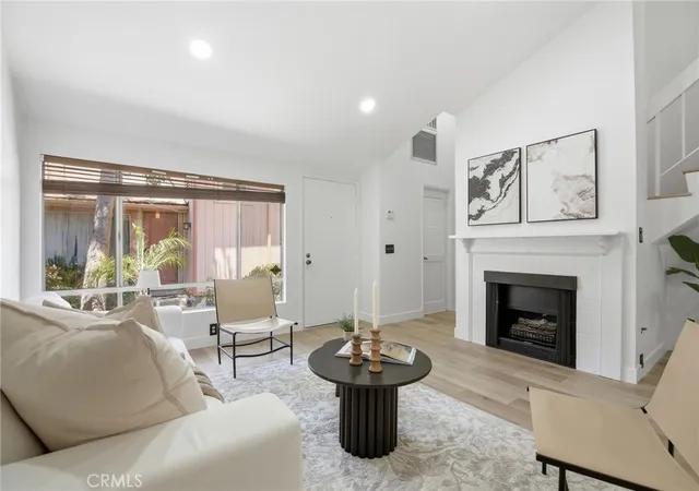 Photo 3 of Townhouse for sale at 3342 Elm Ave #26, Long Beach, CA 90807 | MLS# SR26138373 | Listing updated on 2026-09-24