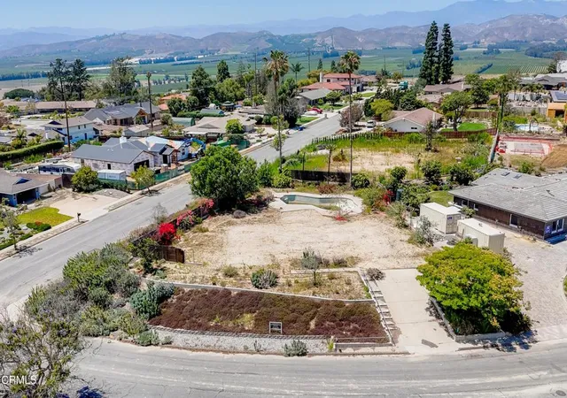 1st image of 3067 Old Coach Dr, Camarillo, CA 93010 | MLS# V1-37199