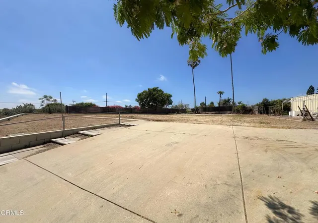 2nd image of 3067 Old Coach Dr, Camarillo, CA 93010 | MLS# V1-37199