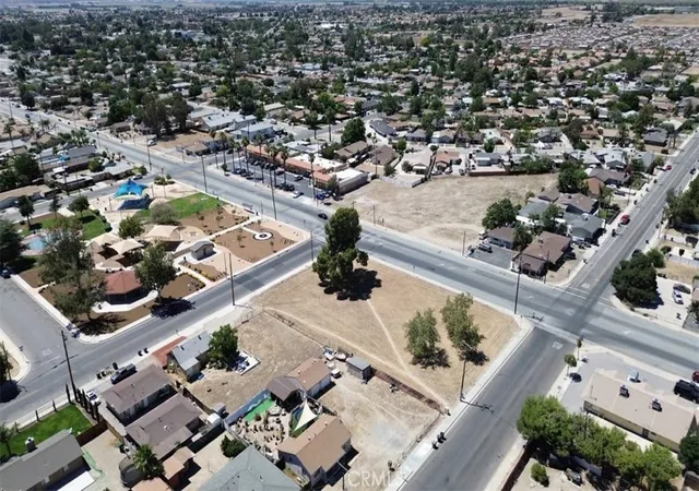Photo 4 of Land for sale at 467 S Hewitt, San Jacinto, CA 92583 | MLS# SW26138431 | Listing updated on 2026-08-04