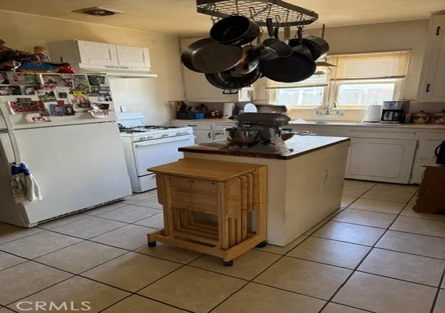 Photo 3 of Single family home for sale at 2035 Highland, Merced, CA 95340 | MLS# MC26138430 | Listing updated on 2026-07-02