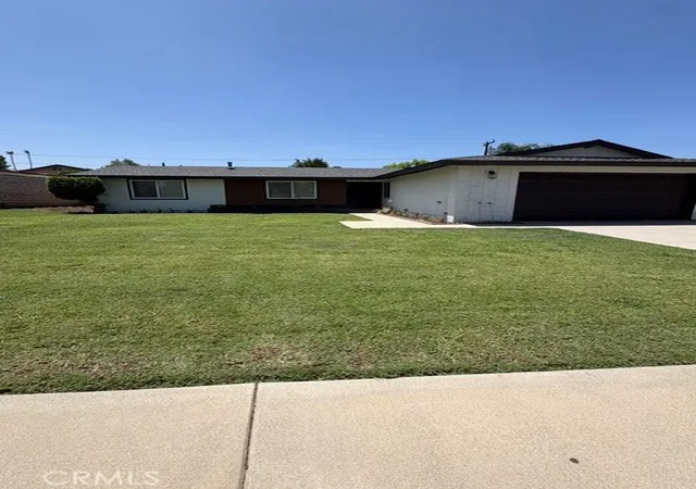 4th image of 22139 Tanager St, Grand Terrace, CA 92313 | MLS# CV26138418