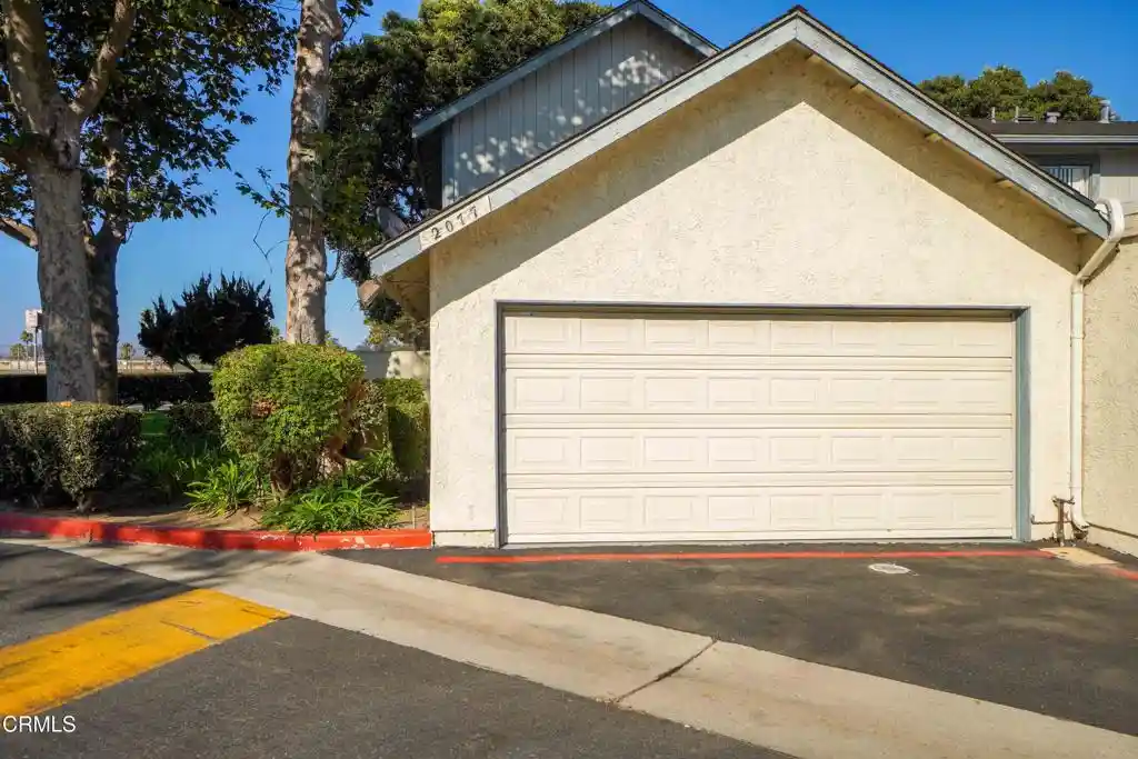 Listing Photo 34 - Condo for sale in 2077 E Bard Rd located at 2077 E Bard Rd, Oxnard, CA 93033 - Unit 2077 E Bard Rd