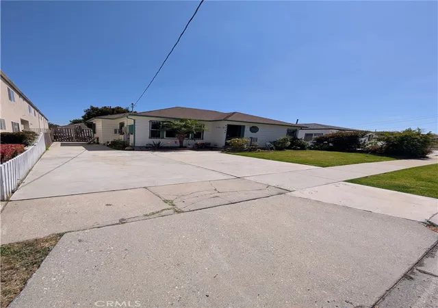 Homes for sale in Hawthorne, CA | 4046 W 141st, Hawthorne, CA 90250 | MLS# DW26138489