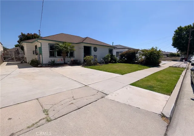 Homes for sale in Hawthorne, CA | 4046 W 141St, Hawthorne, CA 90250 | MLS# DW26138489