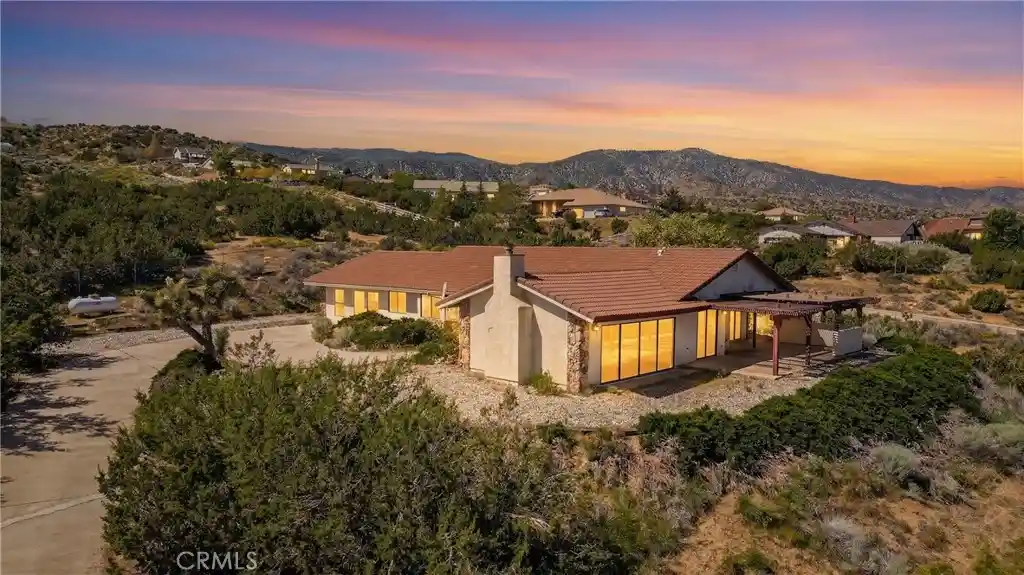 Photo 1 of Sale Pending at 2929 Snow Line Dr, Pinon Hills, CA 92372 | MLS# IG26138499 | Listing updated on 2026-10-20