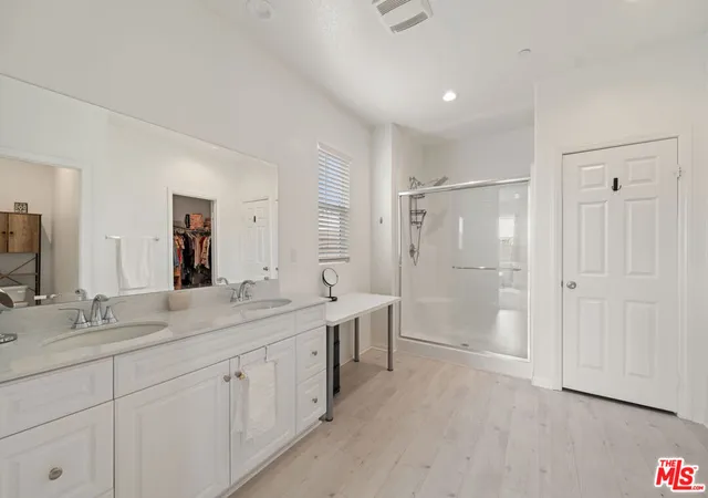 4th image of 12645 Dion Pl, Victorville, CA 92395 | MLS# 26850465