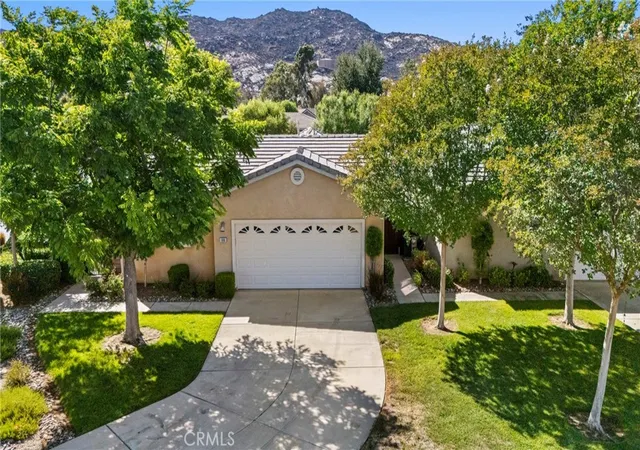 Photo 4 of Single family home for sale at 196 Four Seasons Blvd, Hemet, CA 92545 | MLS# SW26129445 | Listing updated on 2026-10-01