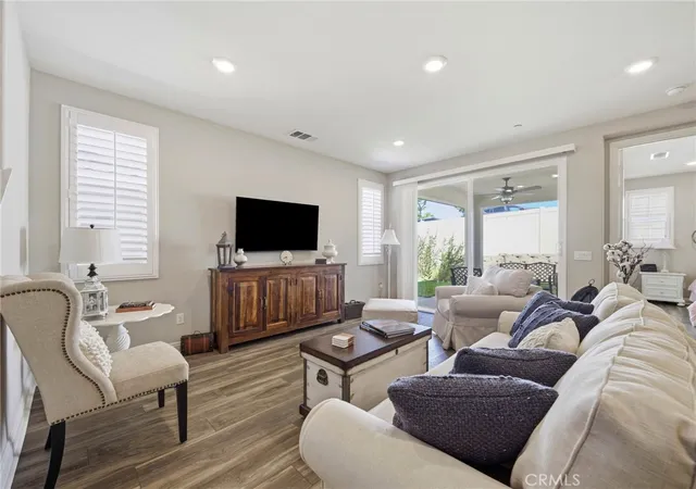 3rd image of 20558 Martingale, Santa Clarita, CA 91350 | MLS# SR26131933