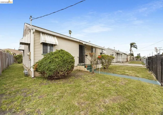 2nd image of 9527 Coral Rd, Oakland, CA 94603 | MLS# 41139547