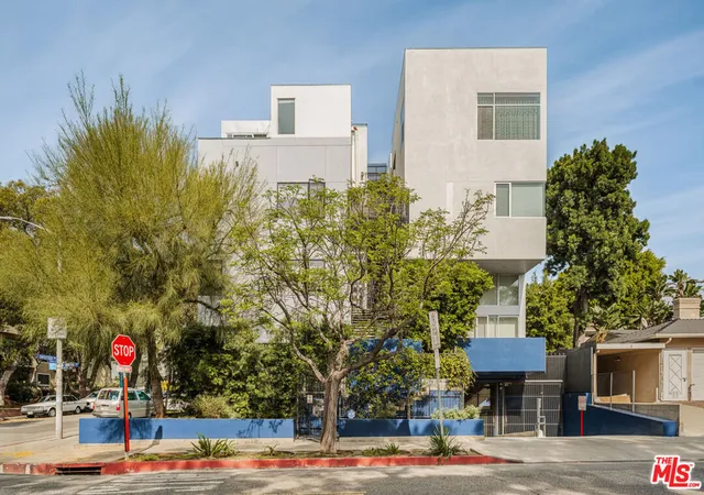 23rd image of 1200 N Sweetzer Ave #1, West Hollywood, CA 90069 | MLS# 26852193