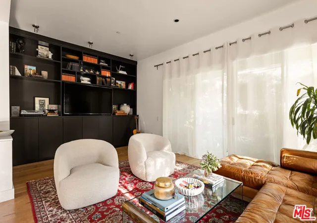 4th image of 1200 N Sweetzer Ave #1, West Hollywood, CA 90069 | MLS# 26852193