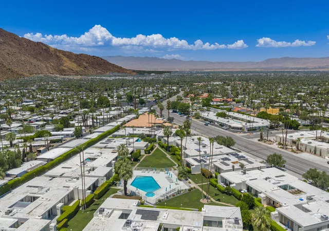 Homes for sale in Palm Springs, CA | 720 E La Verne Wy, Palm Springs, CA 92264 | MLS# 219149619PS