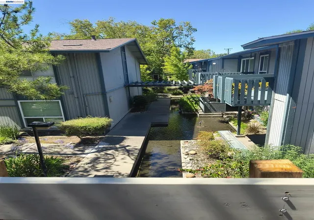 Homes for sale in Concord, CA | 1036 Oak Grove Rd #86, Concord, CA 94518 | MLS# 41139550