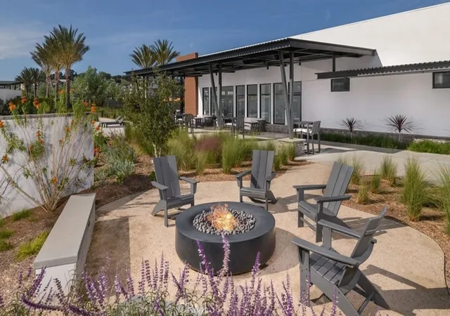 Photo 3 of Sale Pending at 1648 Coral Sea Ln, San Pedro, CA 90732 | MLS# SR26138615 | Listing updated on 2026-06-28