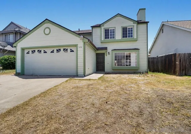 Photo 2 of Sale Pending at 1572 Antoine Dr, San Diego, CA 92139 | MLS# 260015439SD | Listing updated on 2026-07-02