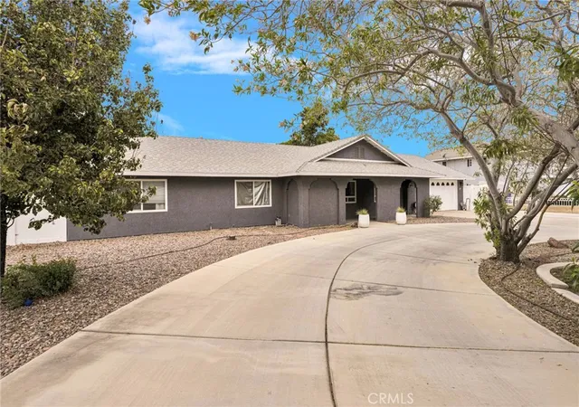 2nd image of 19075 Bay Meadows, Apple Valley, CA 92308 | MLS# HD26137740