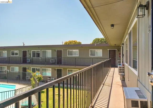 5th image of 1017 H St, Antioch, CA 94509 | MLS# 41139570