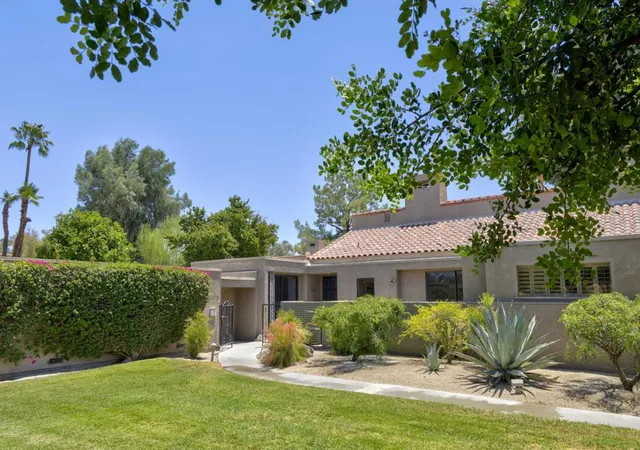 Photo 2 of Condo for sale at 552 Desert W Dr, Rancho Mirage, CA 92270 | MLS# 219149623DA | Listing updated on 2026-10-05