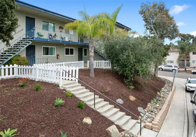 Photo 2 of Sale Pending at 267 Alestar, Vista, CA 92084 | MLS# ND26137762 | Listing updated on 2026-10-08