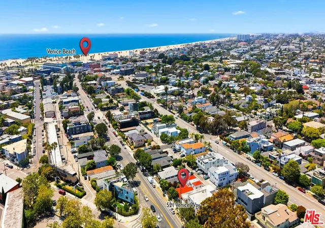 3rd image of 521 Venice Wy, Venice, CA 90291 | MLS# 26841919