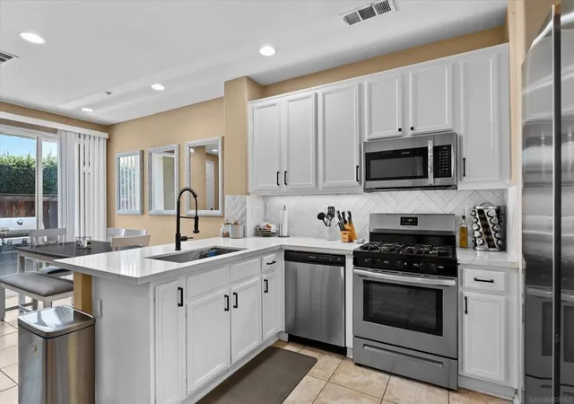Homes for sale in Murrieta, CA | 41985 Davenport #C, Murrieta, CA 92562 | MLS# 260015451SD