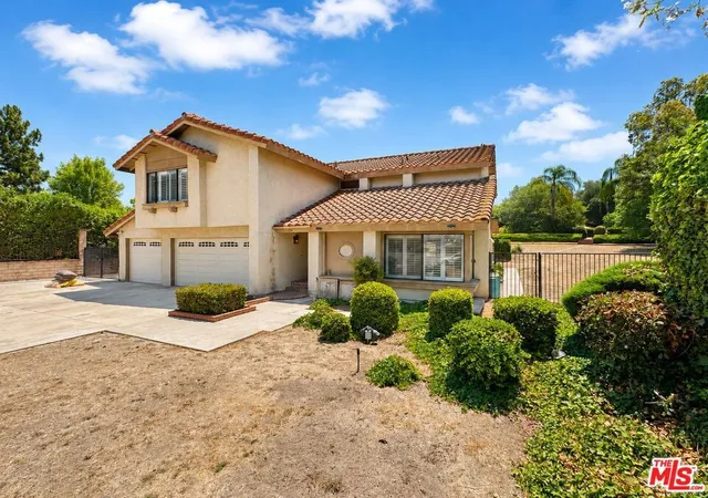 2nd image of 110 Horseshoe Cir, West Covina, CA 91791 | MLS# 26852257