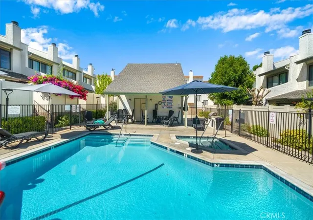 Homes for sale in Agoura Hills, CA | 5249 Colodny #8, Agoura Hills, CA 91301 | MLS# SR26138524