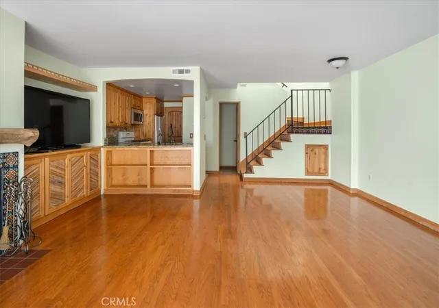 Homes for sale in Agoura Hills, CA | 5249 Colodny #8, Agoura Hills, CA 91301 | MLS# SR26138524