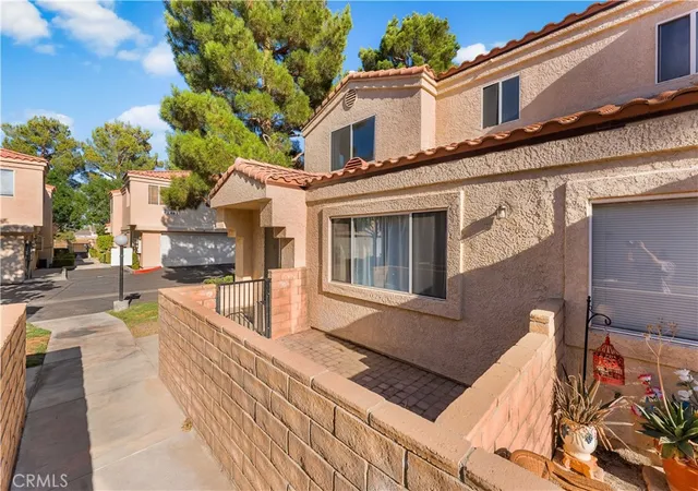 5th image of 43465 30Th W, Lancaster, CA 93536 | MLS# SR26138667