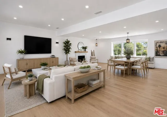 1st image of 4955 Woodman Ave, Sherman Oaks, CA 91423 | MLS# 26852253