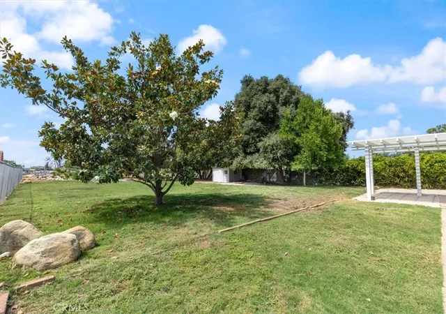 5th image of 34385 Avenue H, Yucaipa, CA 92399 | MLS# IV26138702