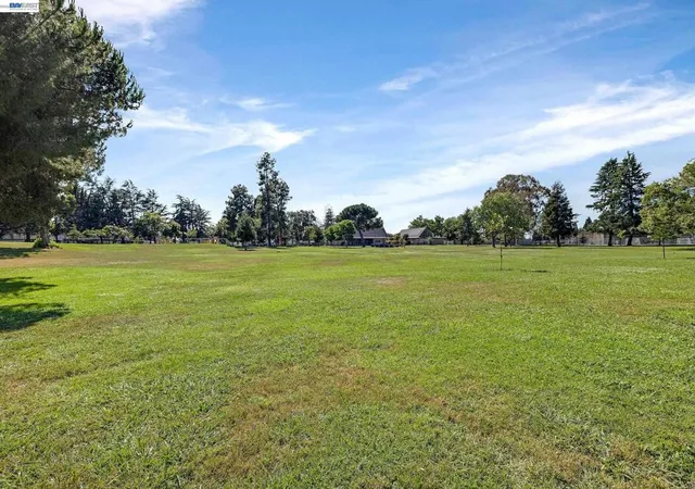 38th image of 1029 Cheryl Ann Cir #67, Hayward, CA 94544 | MLS# 41139573