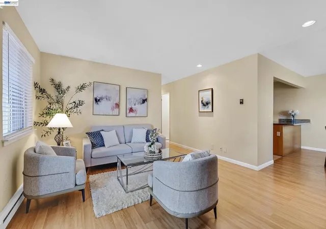 5th image of 1029 Cheryl Ann Cir, Hayward, CA 94544