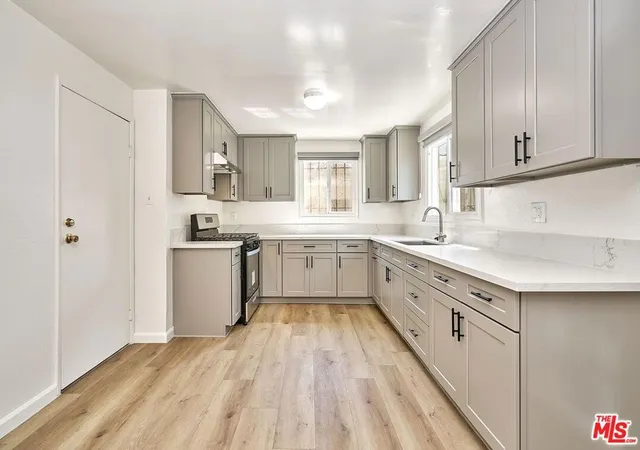 Photo 2 of Single family home for sale at 2194 Venice Blvd, Los Angeles, CA 90006 | MLS# 26851787 | Listing updated on 2026-07-03