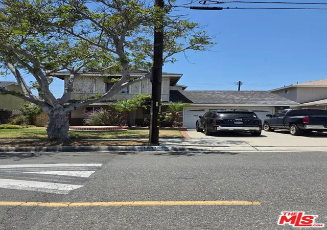 2nd image of 16315 Haskins Ln, Carson, CA 90746 | MLS# 26852311