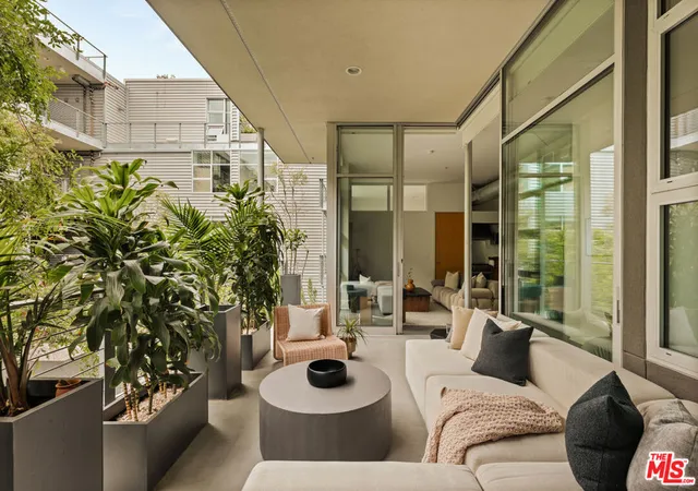 Homes for sale in Marina Del Rey, CA | 4080 Glencoe Ave, Marina Del Rey, CA 90292