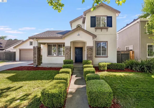 Photo 1 of Single family home for sale at 3009 Perry Ln, Tracy, CA 95377 | MLS# 41139579 | Listing updated on 2026-09-23