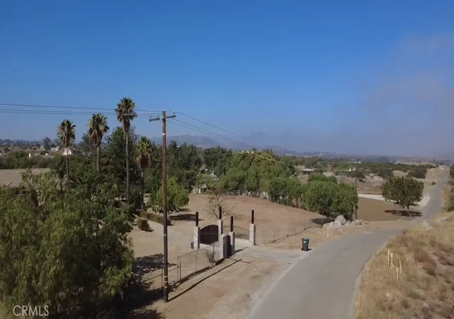 5th image of 18365 Idaleona, Perris, CA 92570 | MLS# IV26138870