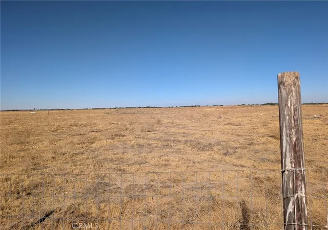 Photo 1 of Land for sale at 0 101st St W & Ave E4, Lancaster, CA 93536 | MLS# SR26138897 | Listing updated on 2026-07-03
