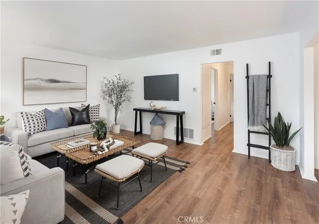 2nd image of 101 Rockwood #52, Irvine, CA 92614 | MLS# NP26132726