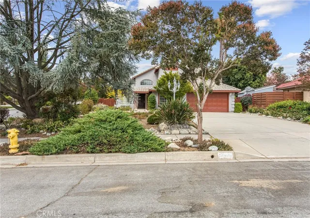 3rd image of 12823 Daisy Ct, Yucaipa, CA 92399 | MLS# IG26138425