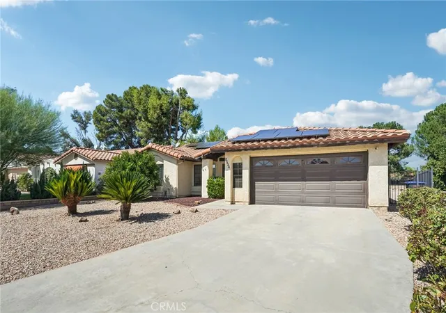 Photo 2 of Single family home for sale at 2534 Beech Tree St, Hemet, CA 92545 | MLS# SW26136671 | Listing updated on 2026-07-05