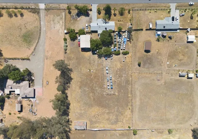 32nd image of 20105 Olympia Rd, Madera, CA 93638 | MLS# ML82052254